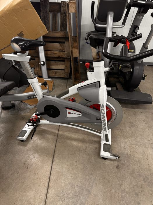 Спининг байкове по 210euro за брой, swhin bike, startrac, lifefitness