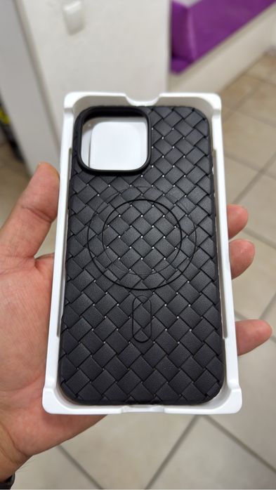 Чехол на iphone 16 pro max