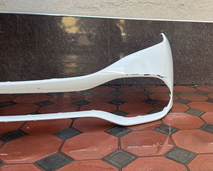 Mercedes EQS передний бампер