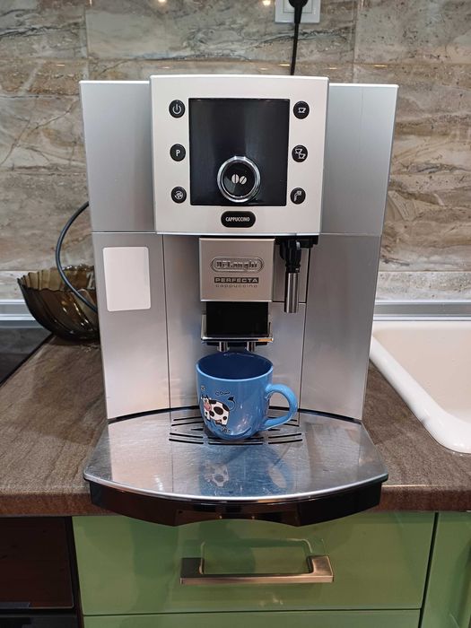 Кафе машини робот