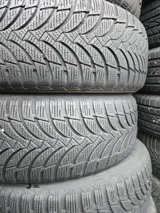 4бр. 215 65 16 Nexen зимни.