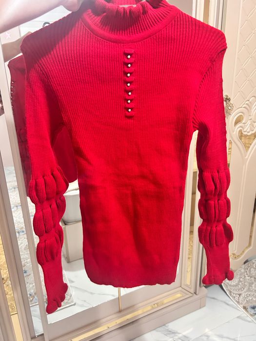 Блузи 2броя нови