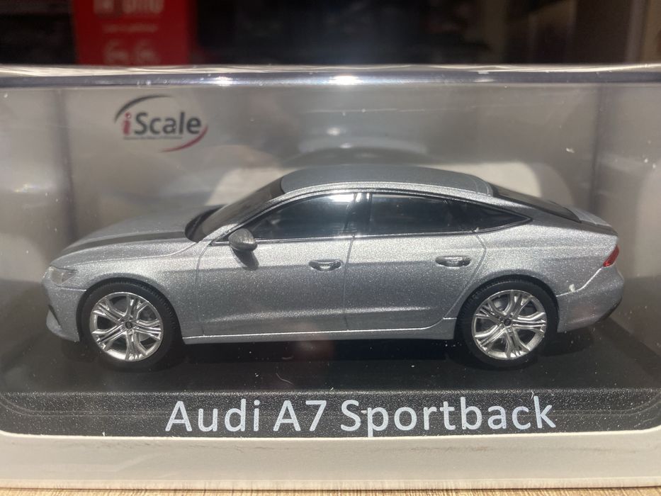 iScale AUDI A7 Sportback machetă auto scara 1:43 gri