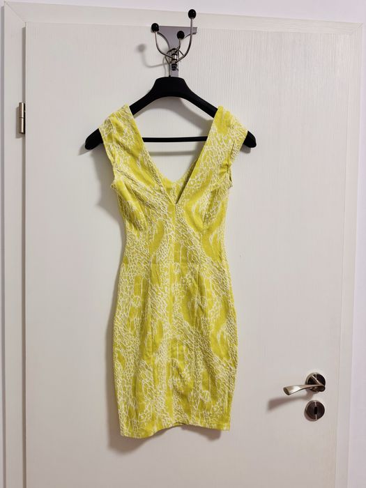 Рокли Zara, Reserved, Mango от 10лв до 25лв.