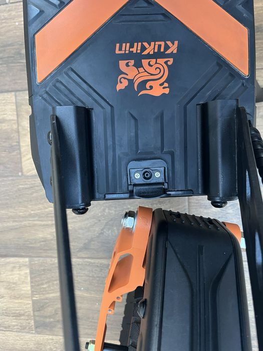 Електрическа тротинетка Kukirin G2 MAX 2025, с Гаранция