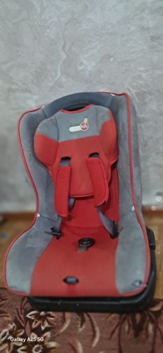 Продам детское автокресло