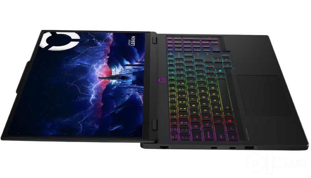 Ноутбук Lenovo Legion 5 15IRX10 (i7-13650HX / 16GB / 1TB / RTX 5050)