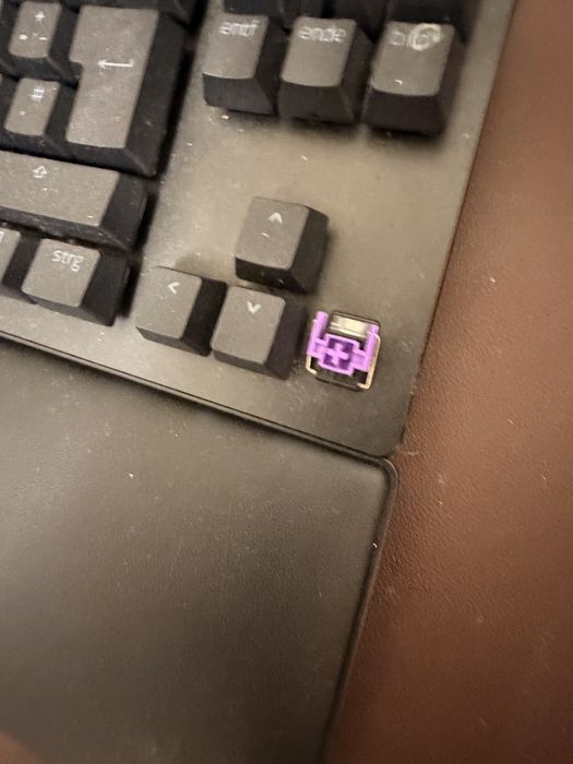 Vand tastatura Razer