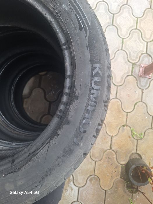 Kumho ecowing es01 205/55/R16 91H