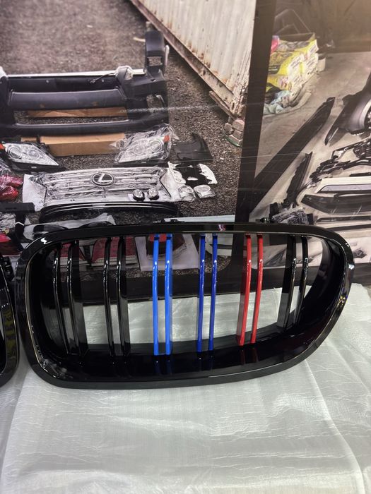 Решетка радиатора Bmw F10 M-look стиль