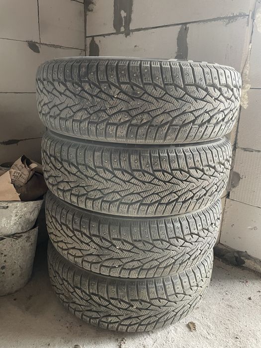 Шины зимные 225/65 R17 б/у