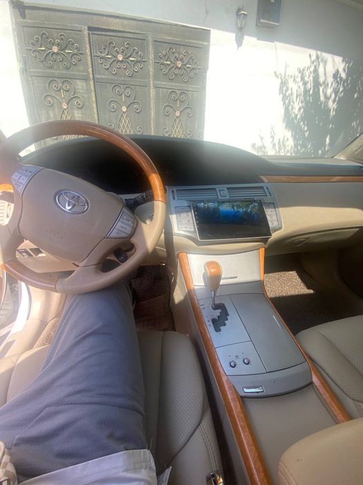 toyota avalon limited