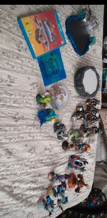 Skylanders lot: spyros adventure , giants , swap force , trap team ,
