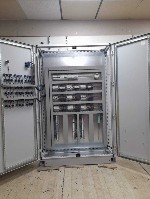 Изработка на ел. табла