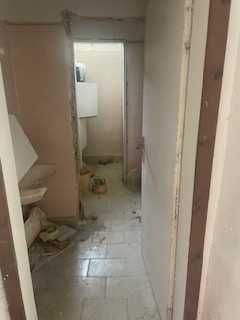 Продава се Къща в с. Аврен, Област Варна - 320 кв.м за 231 €/кв.м - Снимка #11