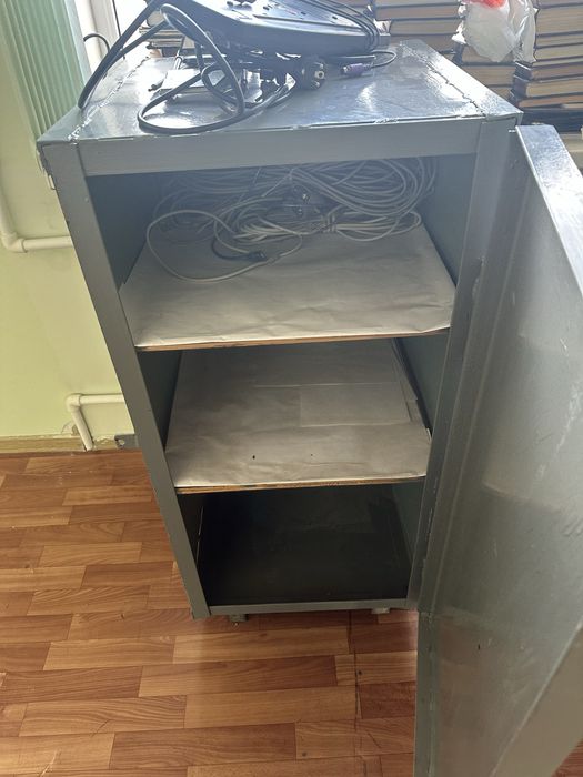 Сейф металлический для документов