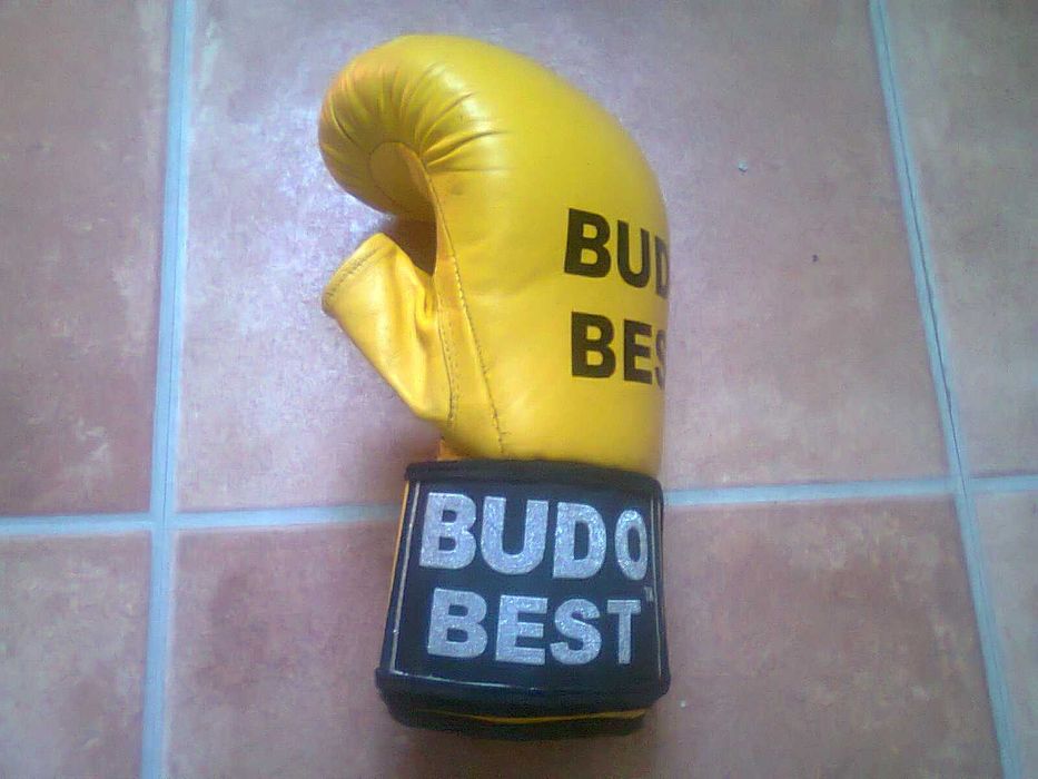 manusa box pentru mana dreapta