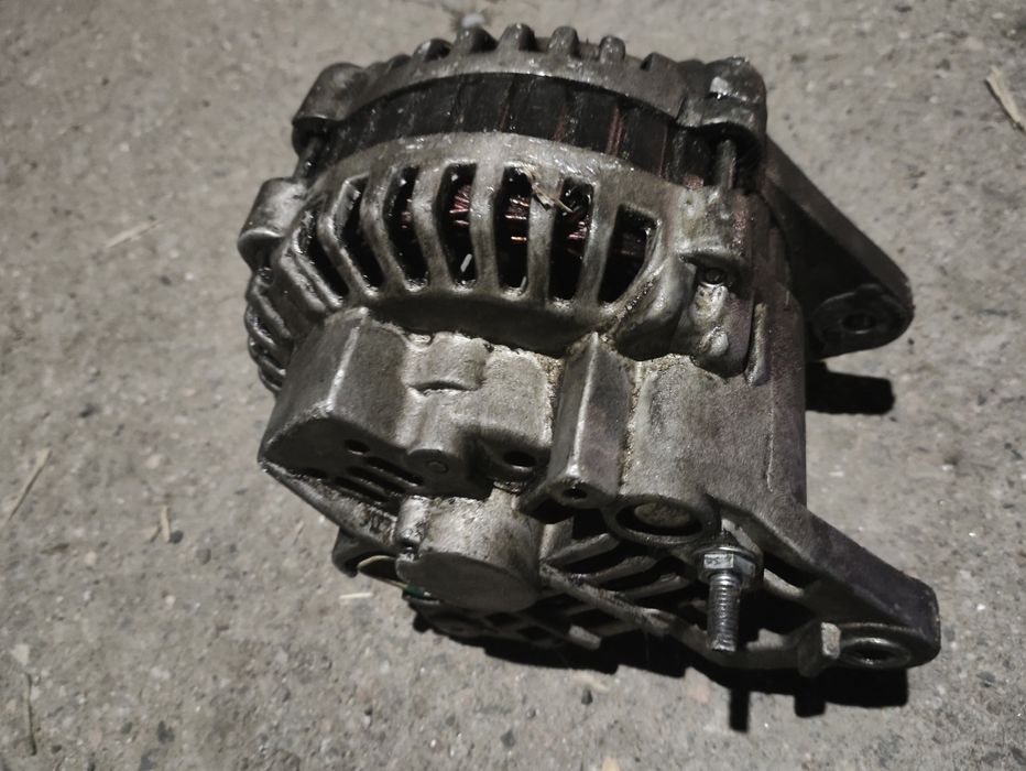 генератор Мицубиси Спейс вагон Галант