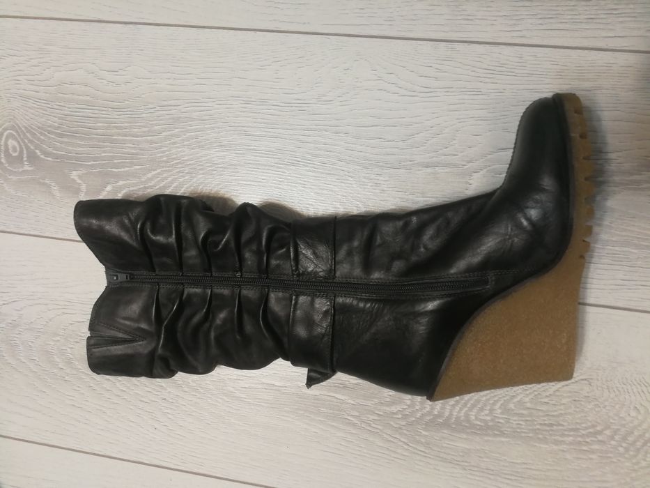 Vând cizme damă din piele naturala