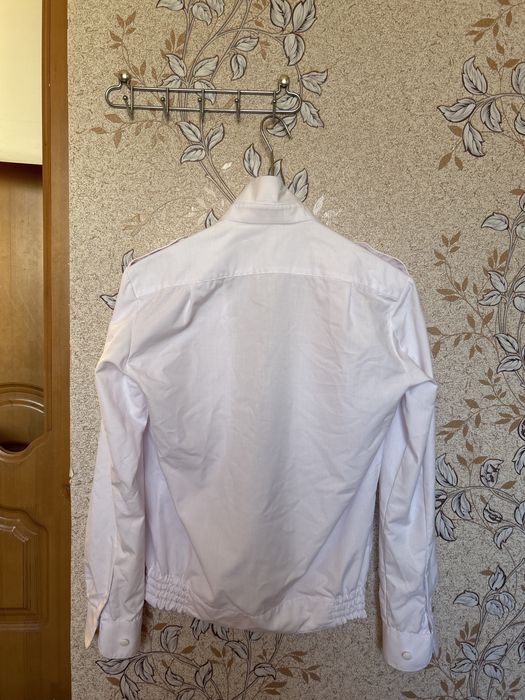 Продам, форменную рубашку, парадная.