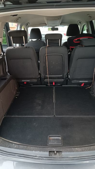 Vw Touran 1.6 tdi 7 locuri