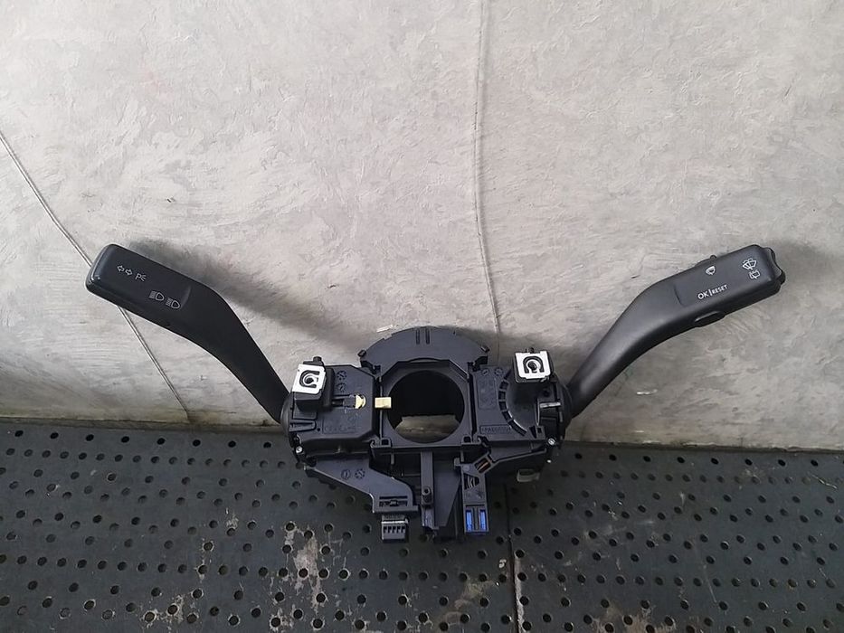 Bloc manete semnalizare stergator parbriz skoda octavia 2 1z 1k0953519 1k0953503 1k0953513