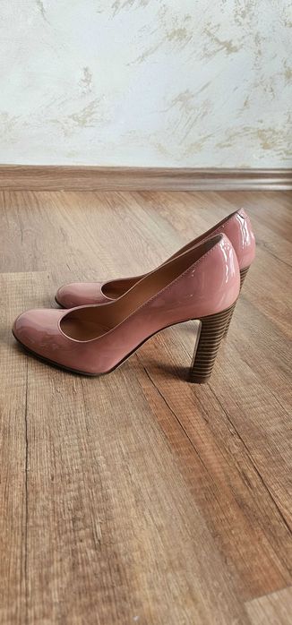 обувки на ток Musette