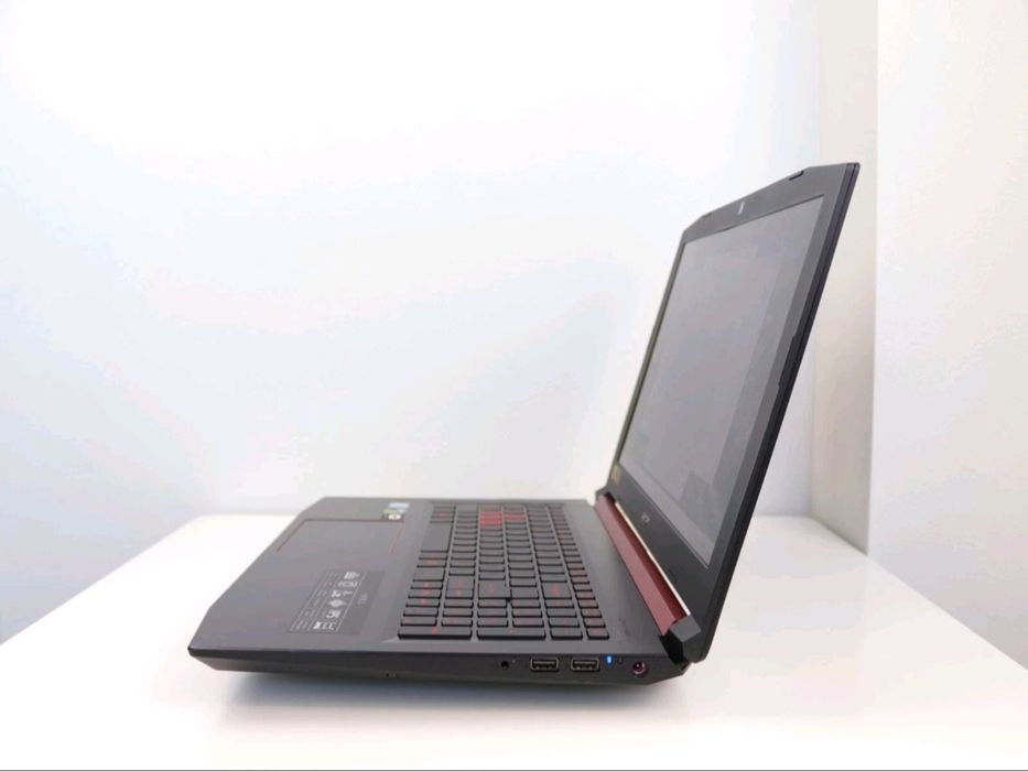Laptop Acer Nitro 5 I5 8300H, 8Gb Ram, Gtx 1050Ti, 256Ssd+ 1Tb Hdd