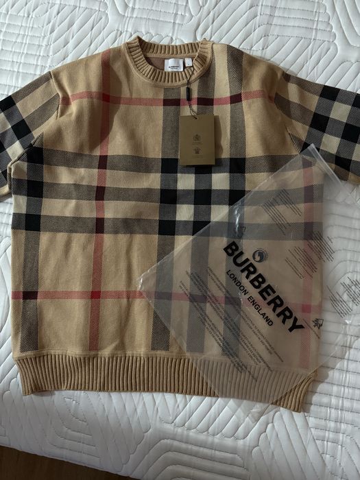 Pulovar burberry M nou