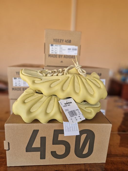 Yeezy 450 Sulfur