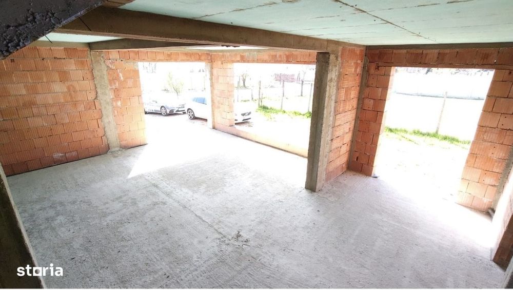 Casa nouă singur în curte 160 mp P+E la roșu cu 500 mp teren Poplaca