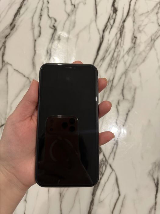 Продам iphone 11