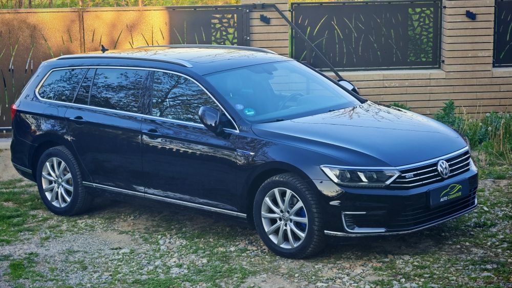 VW Passat/ B8/ GTE/ Plug in Hybrid / 218 CP/ Automatăa
Volkswagen Passat//B8//GTE/Plug in Hybrid 218 CP/ Automată/AN 2016//PANORAMIC
Volkswagen Passat
