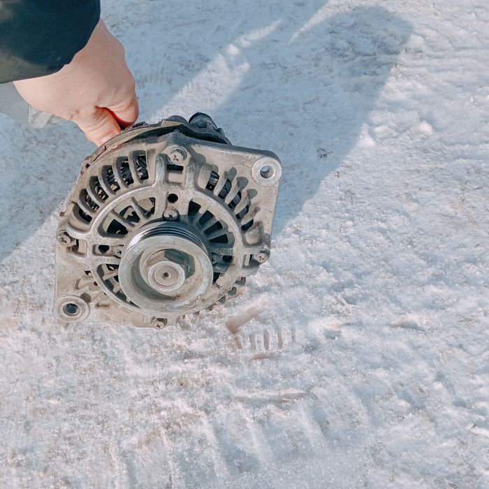 Генератор Мазда Кронос 626GE