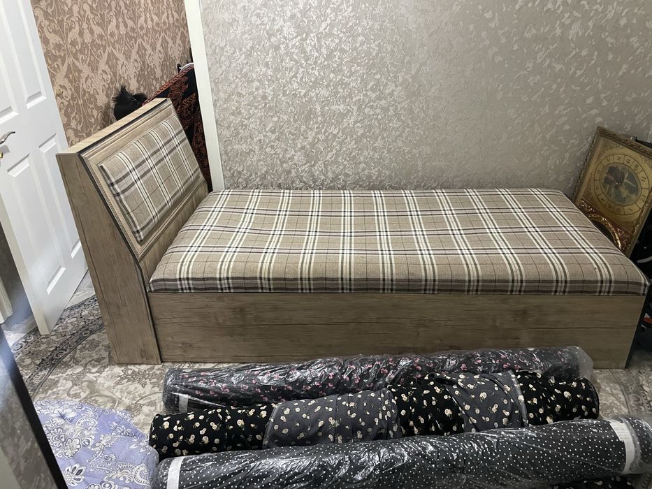 Divan pashti yangi ideal