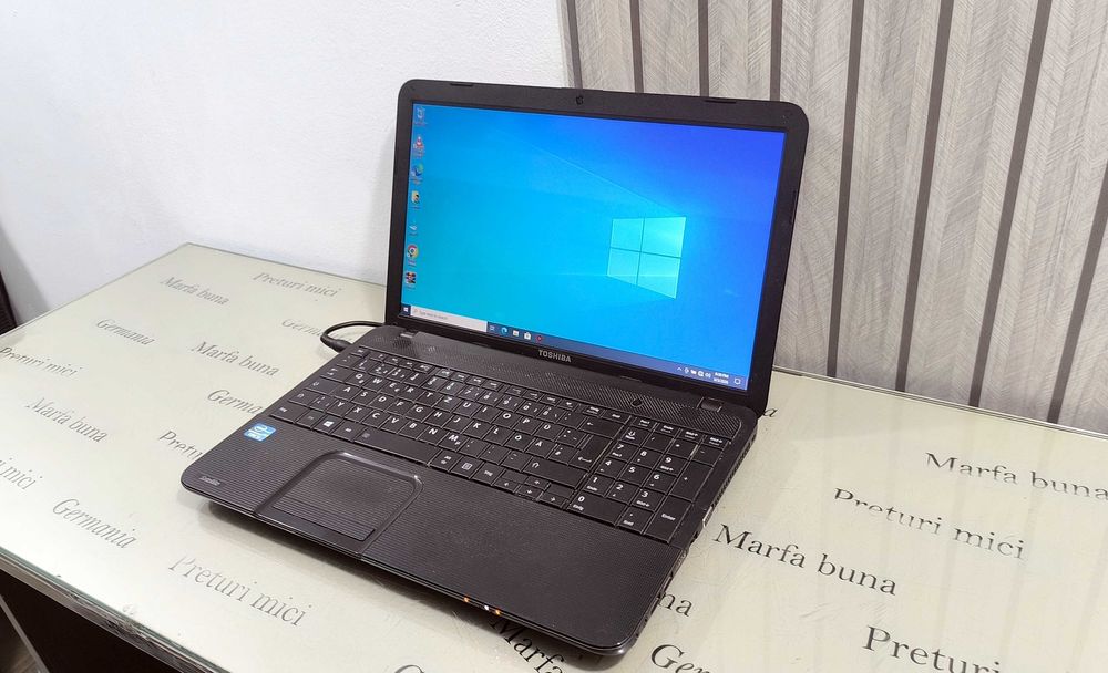 Laptop Core i3 - Toshiba Satellite C850 - functional, instalat