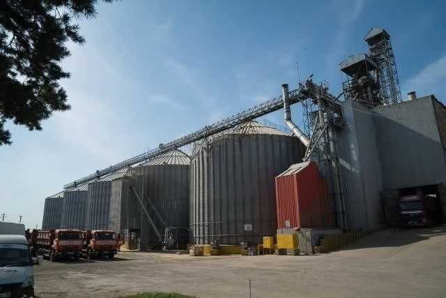 Мельничный комплекс, элеватор.
