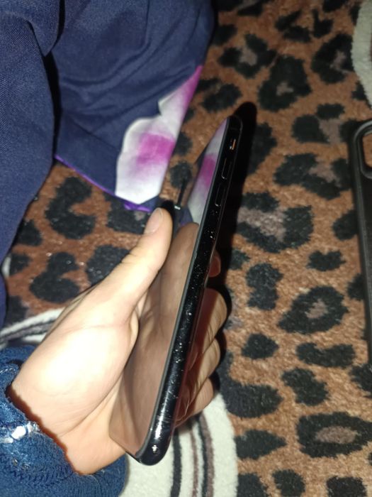 IPhone x si Redmi note 13 5G