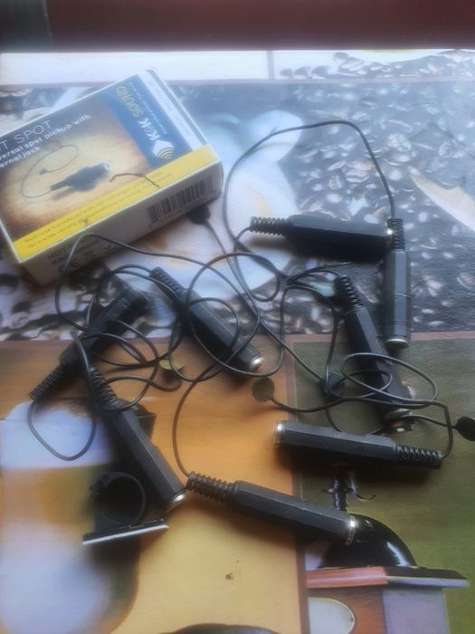 Vând Doze kNK .,200toate