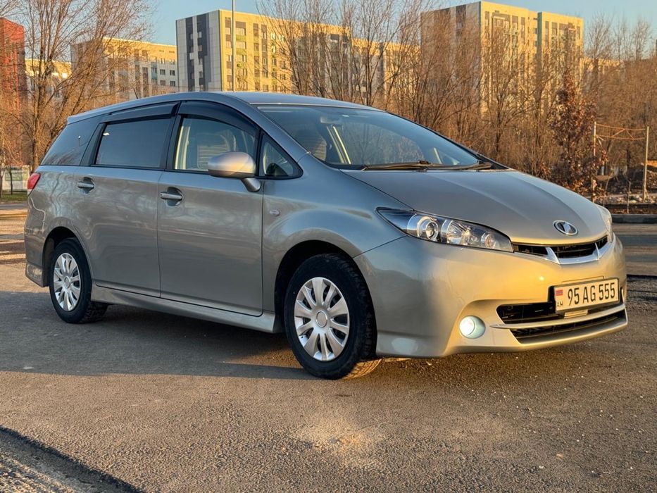 Toyota Wish 2010