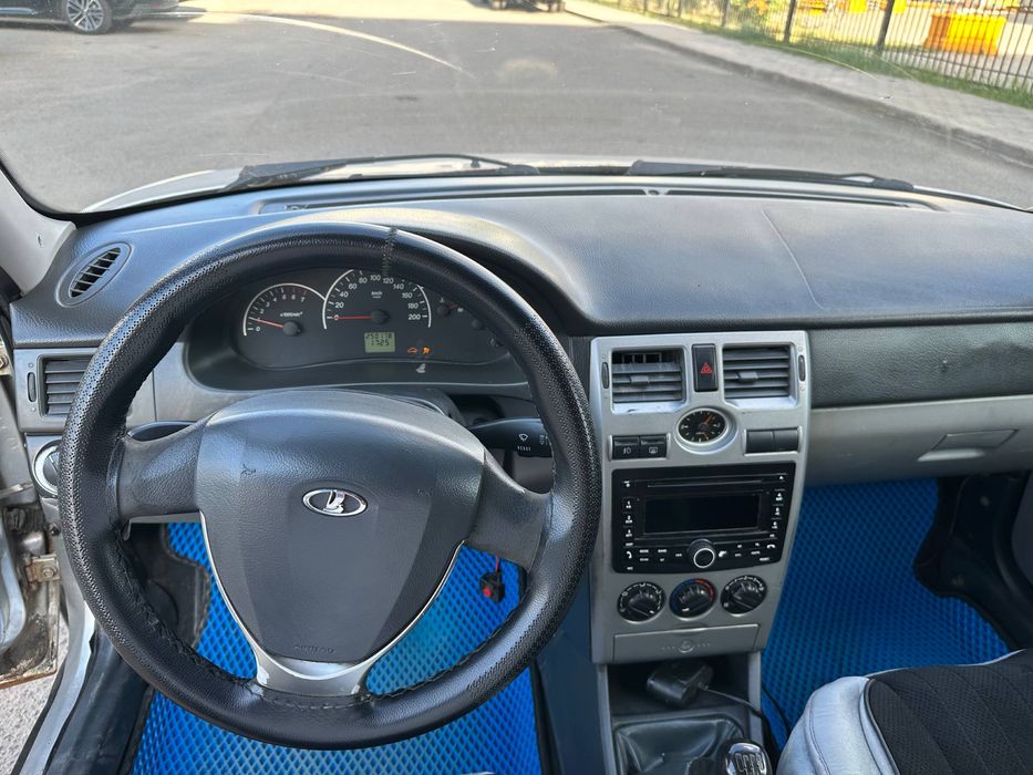 Lada priora срочно