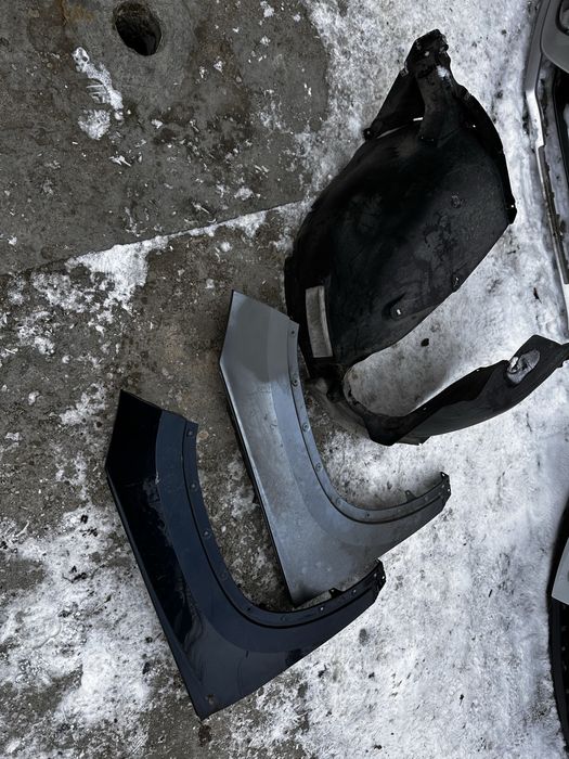 Aripă dreapta față.carenaj stânga dață skoda kodiaq. Cernica • OLX.ro