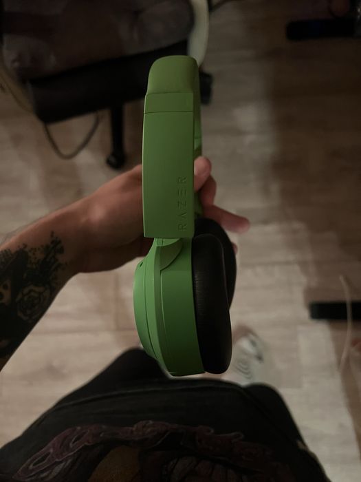 Наушники полноразмерные razer