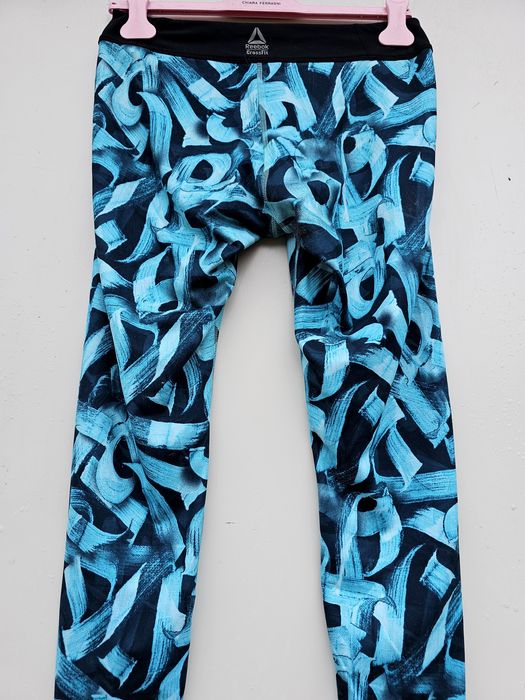 Reebok оригинален дамски клин М размер