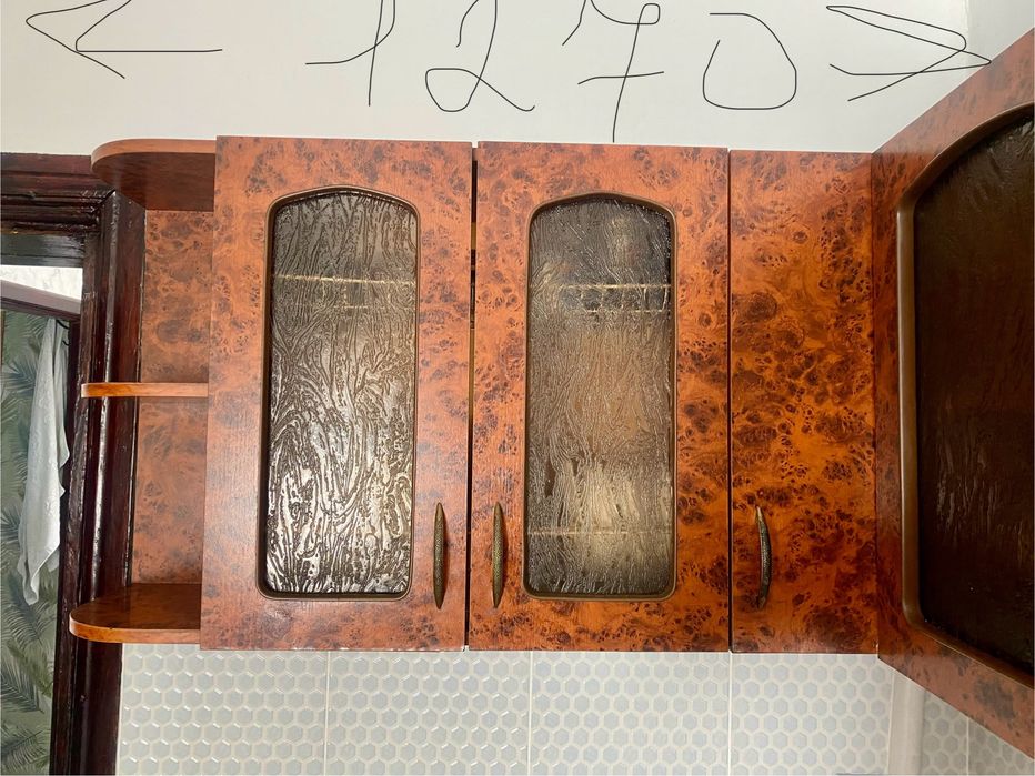 Продам Кухонные шкафы