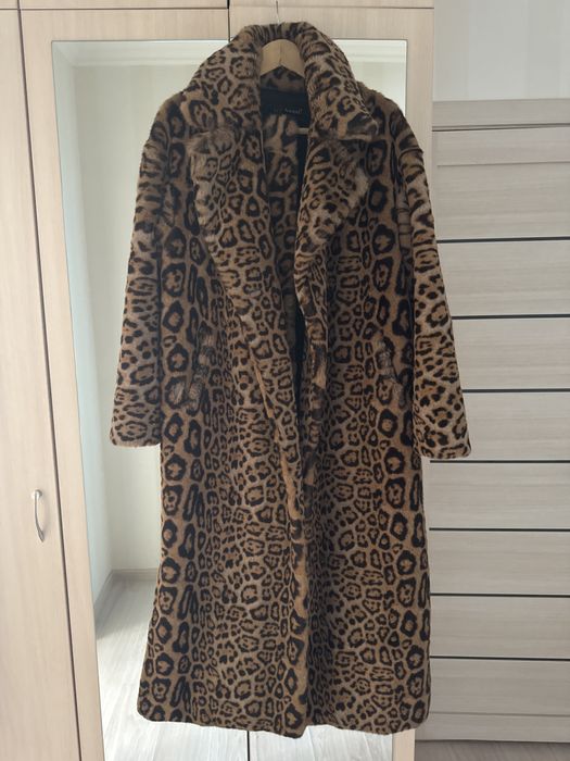 Продаю леопардовую шубу! Срочно!!!