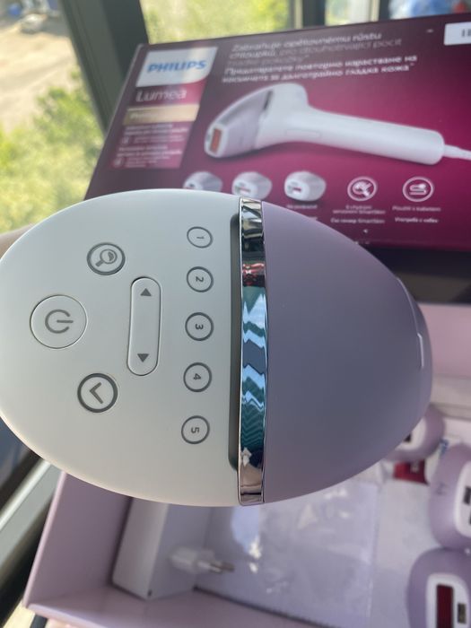 Epilator IPL Philips Lumea Prestige Seria 8000 BRI947 00