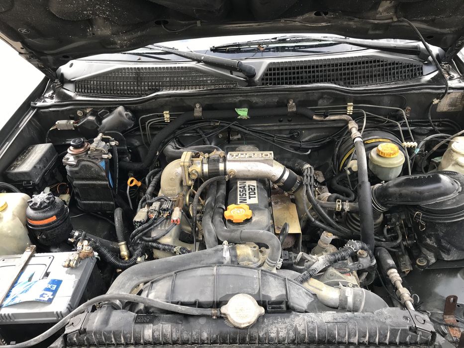 Nissan Terrano 2.7TD 100к.с на части