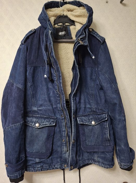 Куртка в хорошем состоянии