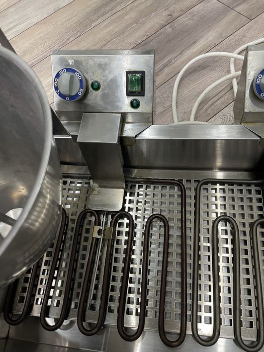 Продам Чебуречницу, б/у